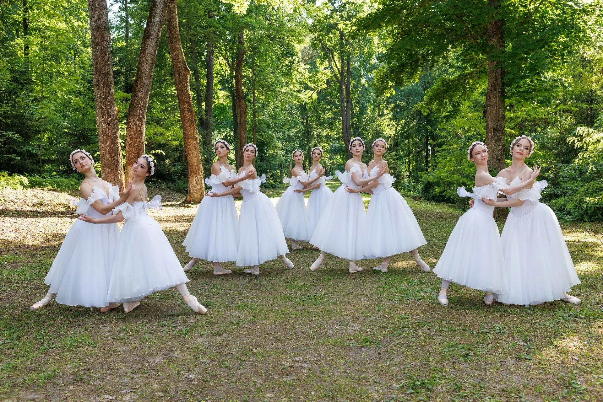 Рязанский театр балета провёл фотосессию в усадьбе Худекова